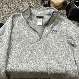 Women’s Patagonia better sweater pullover size L